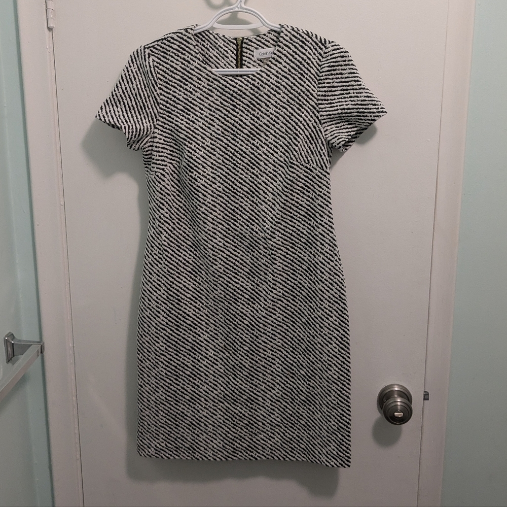 Calvin Klein Sheath Dress Work Appropriate Graphic Print